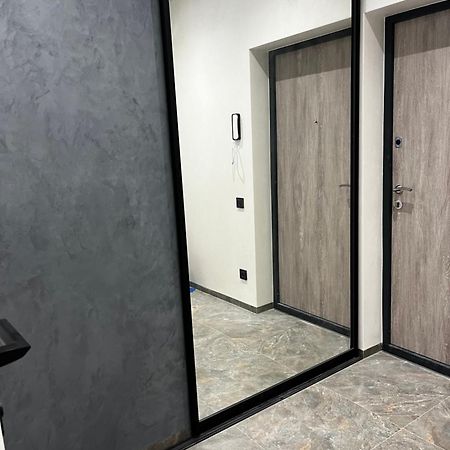 Квартира В Новому Жк Дрім Таун Lutsʼk Exterior foto
